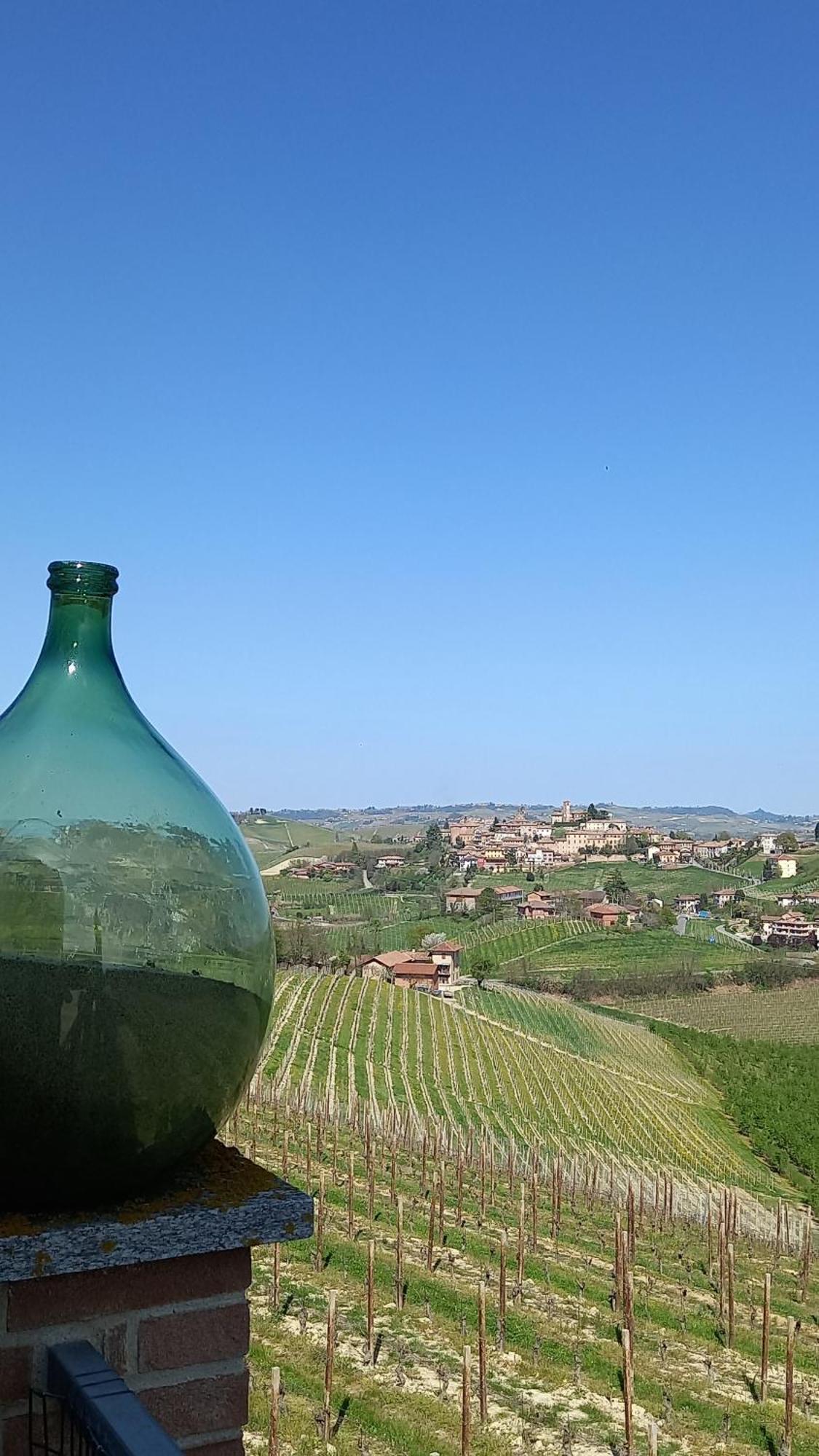I Quattro Grappoli Bed and Breakfast Neive Buitenkant foto